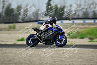 media/Apr-18-2025-TrackDaz (Fri) [[45f5874c44]]/C Group/Session 1 (Turn 7)/